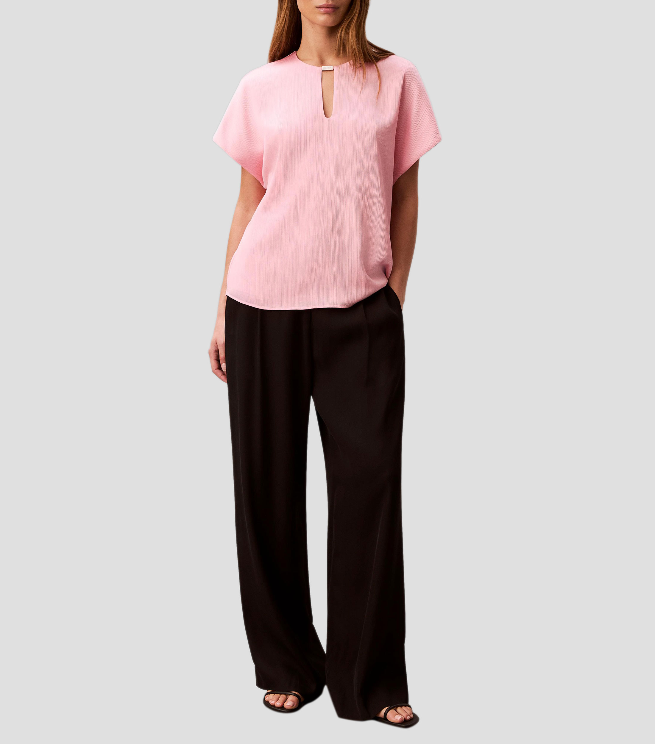 Blusa de diseño sólido y manga corta Mujer
